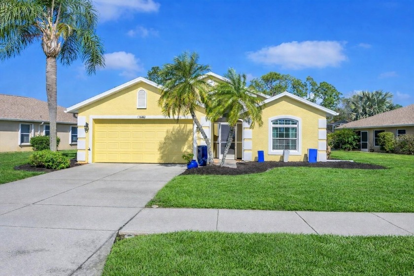 This impeccably maintained residence offers nearly 1,800 square - Beach Home for sale in North Port, Florida on Beachhouse.com