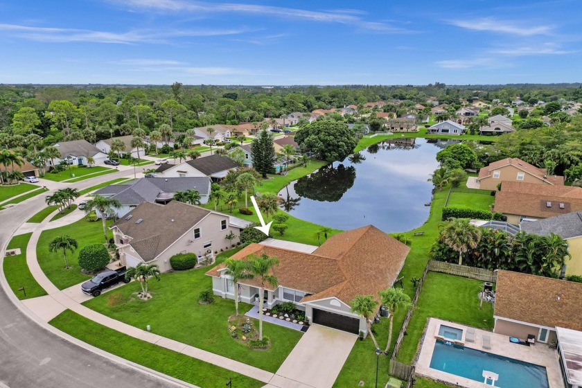 BRIGHT & MAGAZINE BEAUTIFUL! Completely updated 3/2/2 on Long - Beach Home for sale in Lake Worth, Florida on Beachhouse.com