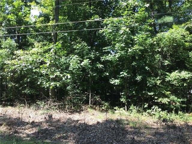 A beautiful place to build the family resort. Walk  to the water - Beach Lot for sale in Middlesex, Virginia on Beachhouse.com