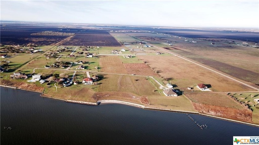 Beautiful Bay front property ready for you to build on in well - Beach Lot for sale in Port Lavaca, Texas on Beachhouse.com