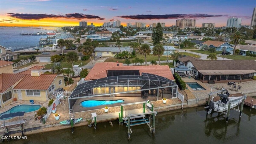 Stunning, beautifully remodeled waterfront home featuring a - Beach Home for sale in Port Orange, Florida on Beachhouse.com