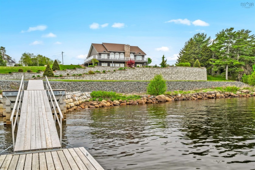 Thoughtfully designed, with timeless finishes & landscaping. A - Beach Home for sale in West Lahave,  on Beachhouse.com