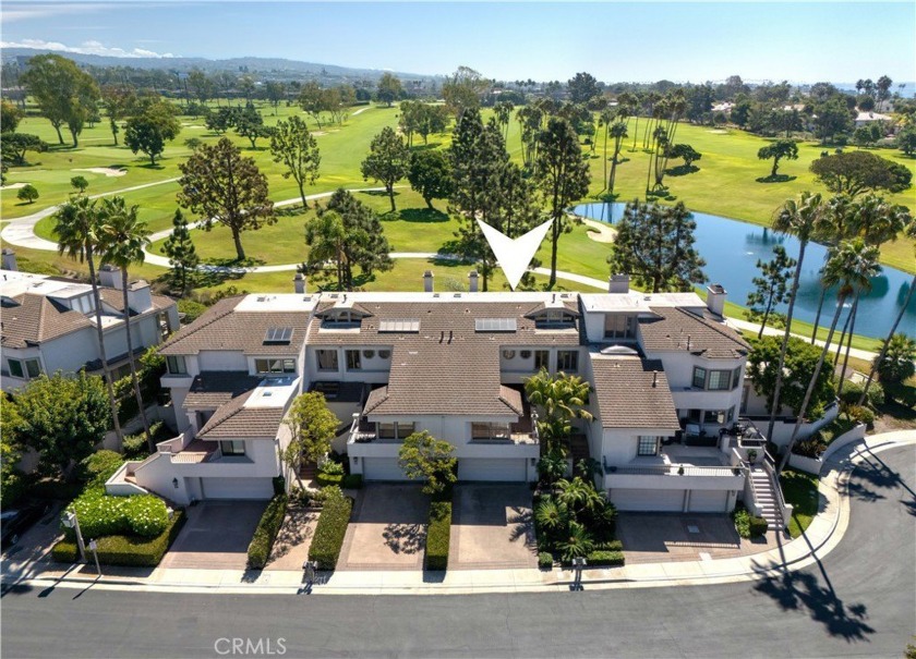 Perfectly positioned on the 17th hole of Newport Beach Country - Beach Condo for sale in Newport Beach, California on Beachhouse.com