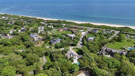 For the first time on the market, this classic contemporary - Beach Home for sale in Montauk, New York on Beachhouse.com