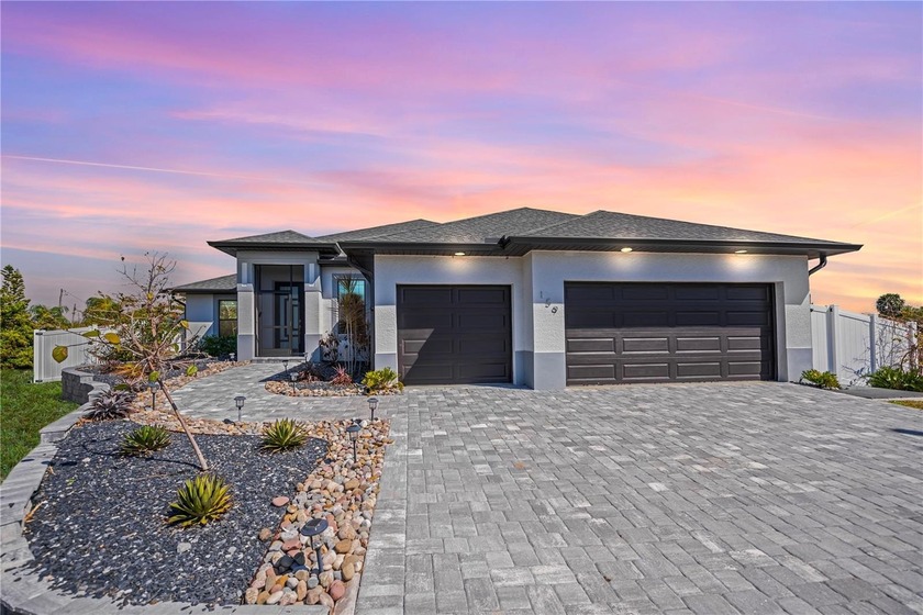 One or more photo(s) has been virtually staged. Welcome to *The - Beach Home for sale in Rotonda West, Florida on Beachhouse.com