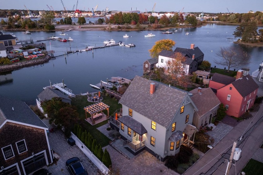 Nestled along the shores of Pickering's Creek, the back channel - Beach Home for sale in Portsmouth, New Hampshire on Beachhouse.com