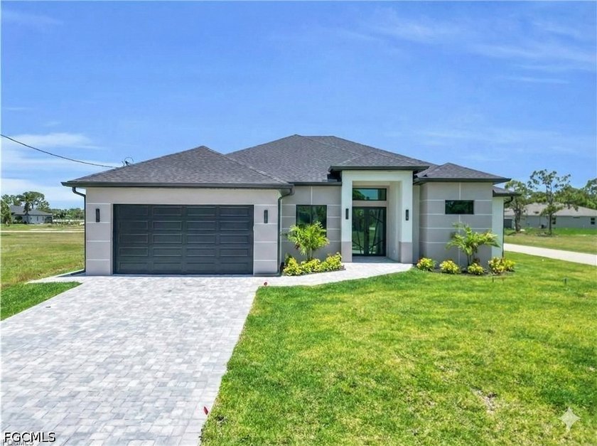 ***GET UNDER CONTRACT BY JULY 4TH WITH SELECTIVE UPGRADES AND - Beach Home for sale in Cape Coral, Florida on Beachhouse.com
