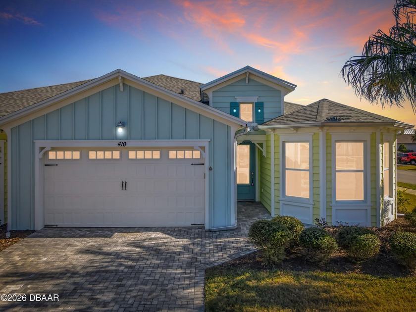 Welcome to easy, breezy Florida living in this well-maintained - Beach Home for sale in Daytona Beach, Florida on Beachhouse.com