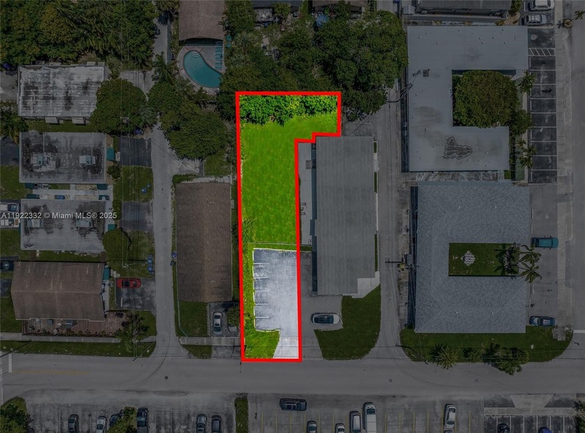 Incredible Hollywood opportunity! Secure a 6,250 SF vacant lot - Beach Lot for sale in Hollywood, Florida on Beachhouse.com
