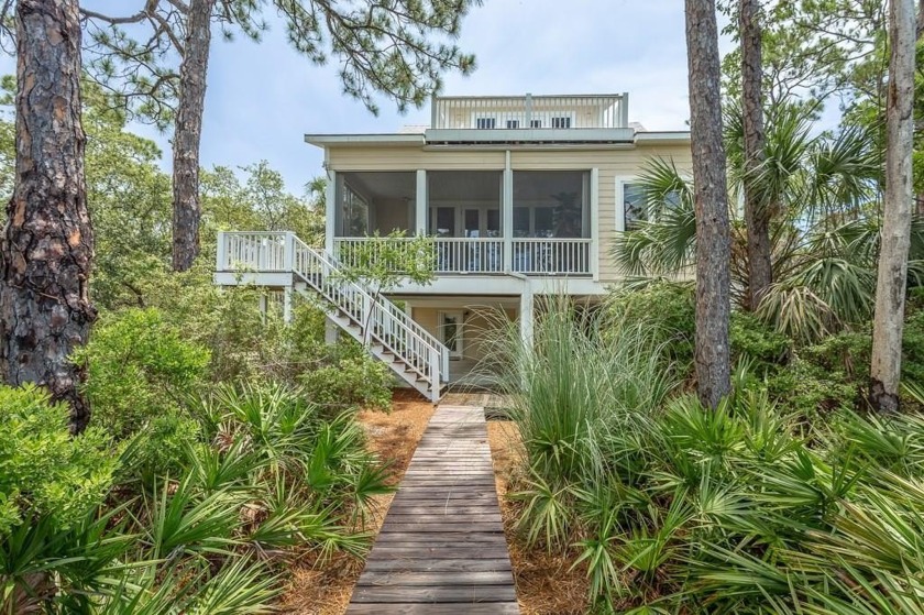 Ac'Mo Nabe *Peaceful Place* is a custom built residence on the - Beach Home for sale in St. George Island, Florida on Beachhouse.com