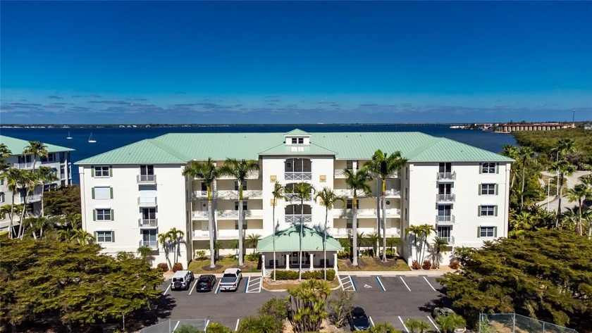 STUNNING 3 Bedroom, 2 Bathroom TOP FLOOR condo located in the - Beach Condo for sale in Punta Gorda, Florida on Beachhouse.com