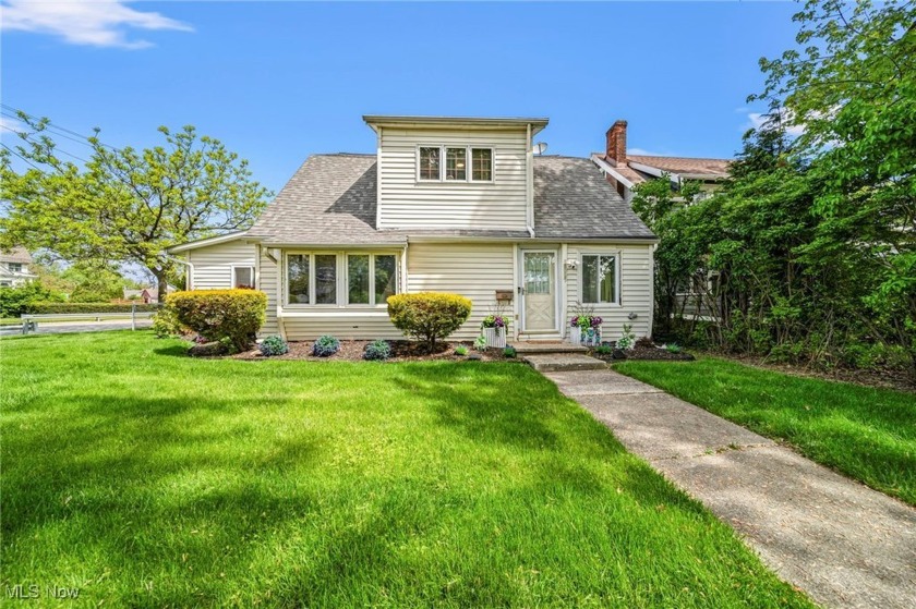 Welcome to this one-of-a-kind 5-bedroom, 4-bathroom colonial - Beach Home for sale in Cleveland, Ohio on Beachhouse.com