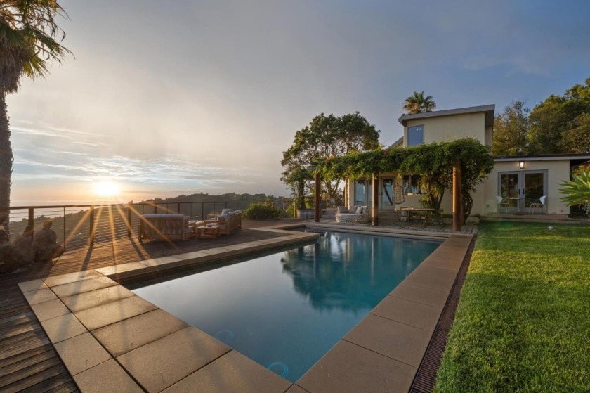 Welcome to 46250 Pfeiffer Ridge Road, an exquisite retreat - Beach Home for sale in Big Sur, California on Beachhouse.com