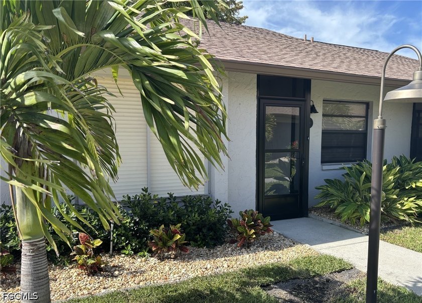Truly beautiful and spacious, move-in ready, fully furnished - Beach Home for sale in Fort Myers, Florida on Beachhouse.com