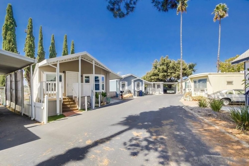 ALL AGE FAMILY PARK! Welcome to your beautifully updated and - Beach Home for sale in Lakeside, California on Beachhouse.com