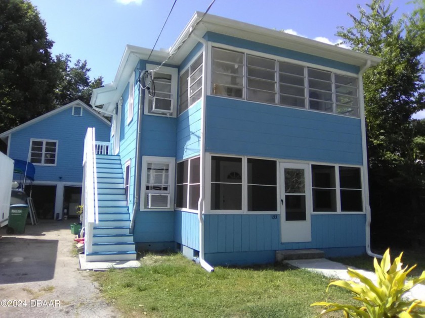 Investors and Landlord alert. Legal 2 family with bonus garage - Beach Townhome/Townhouse for sale in Daytona Beach, Florida on Beachhouse.com