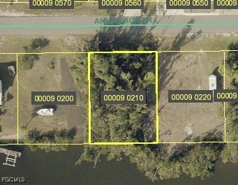 Build Your Island Retreat on This Prime Bokeelia Homesite! - Beach Lot for sale in Bokeelia, Florida on Beachhouse.com