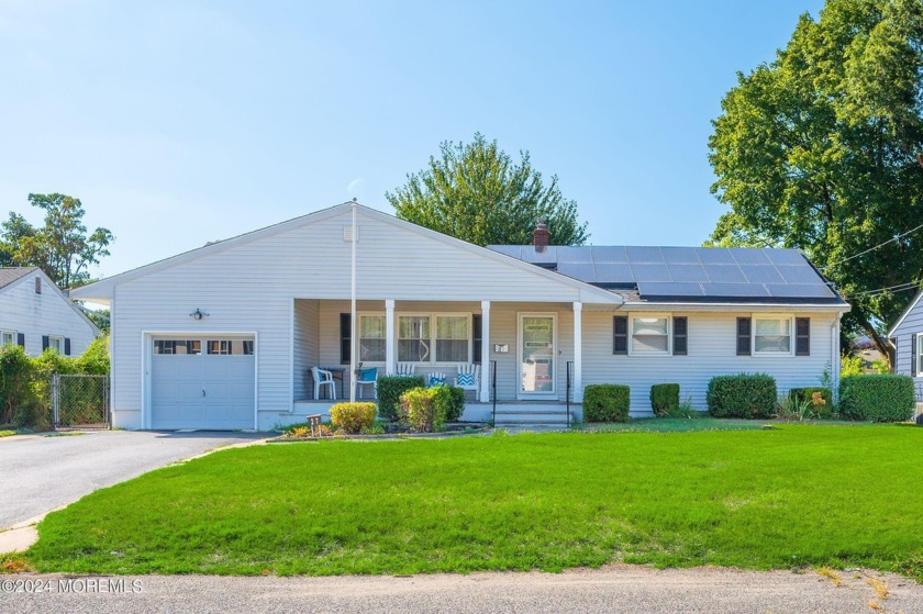 Beautiful 3 bedroom ranch on the beautiful Jersey Shore. Perfect - Beach Home for sale in West Long Branch, New Jersey on Beachhouse.com