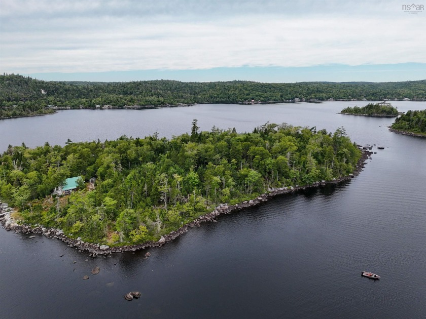 Ever thought of having an island retreat? This lot is waiting - Beach Lot for sale in Upper Lakeville,  on Beachhouse.com