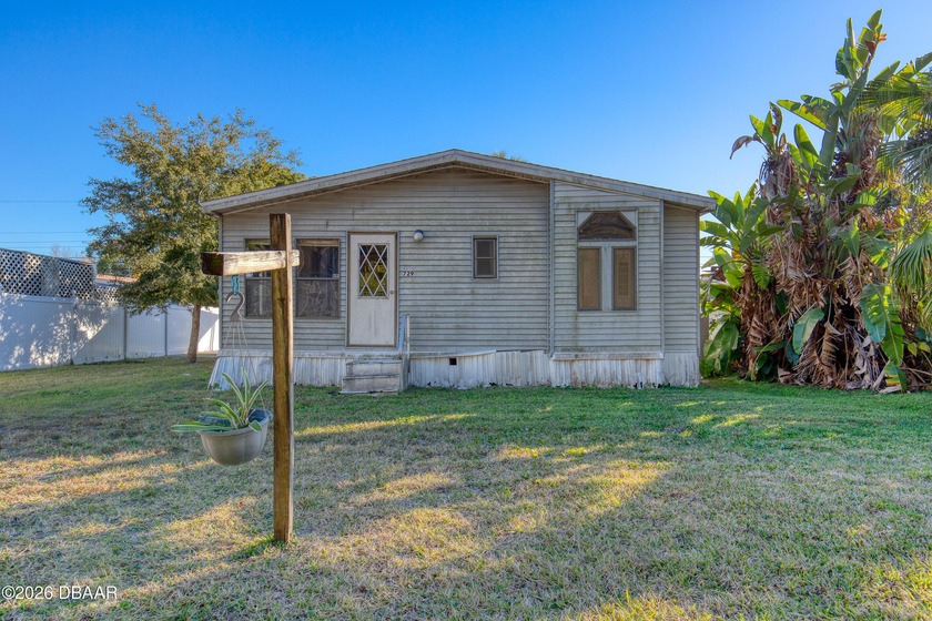 Fixer upper 3 Bedroom 2 Bath Manufactured Home on a 57' x 100' - Beach Home for sale in Port Orange, Florida on Beachhouse.com