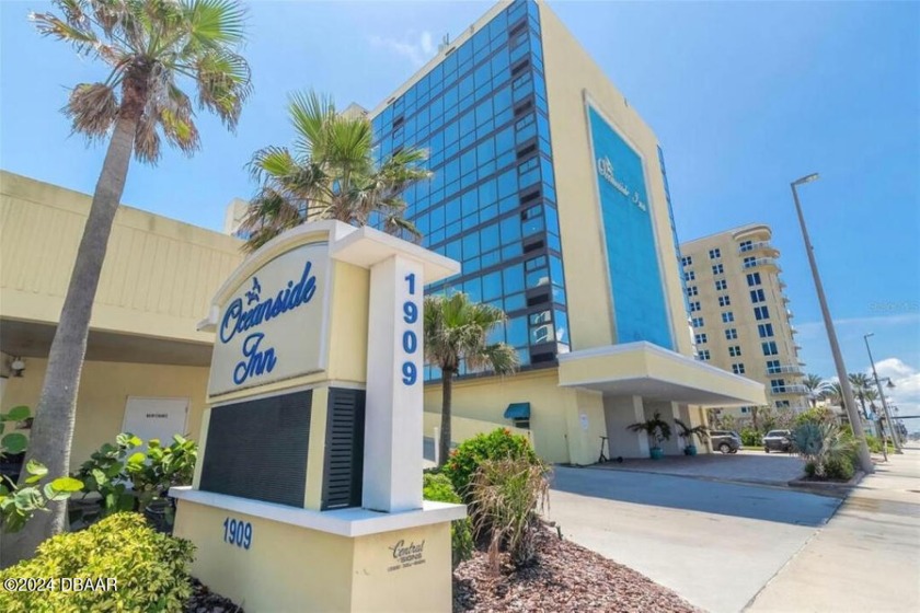 Studio Condotel directly on the beach U can rent it or  or hotel - Beach Condo for sale in Daytona Beach Shores, Florida on Beachhouse.com