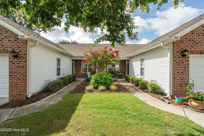 $2,500 credit at closing offered!! Enjoy the ease of one-level - Beach Townhome/Townhouse for sale in Wilmington, North Carolina on Beachhouse.com