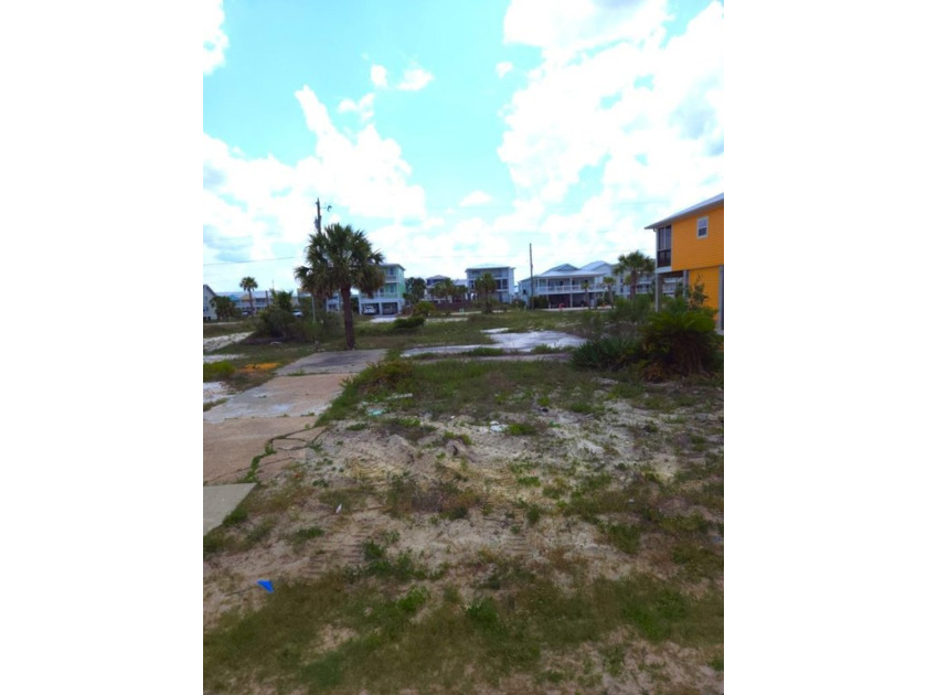 Here's your opportunity to build your dream beach getaway on - Beach Lot for sale in Mexico Beach, Florida on Beachhouse.com