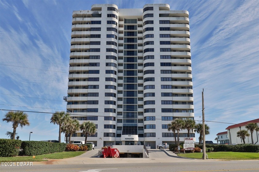 Spectacular oceanfront condo with breathtaking views of both the - Beach Condo for sale in Daytona Beach, Florida on Beachhouse.com