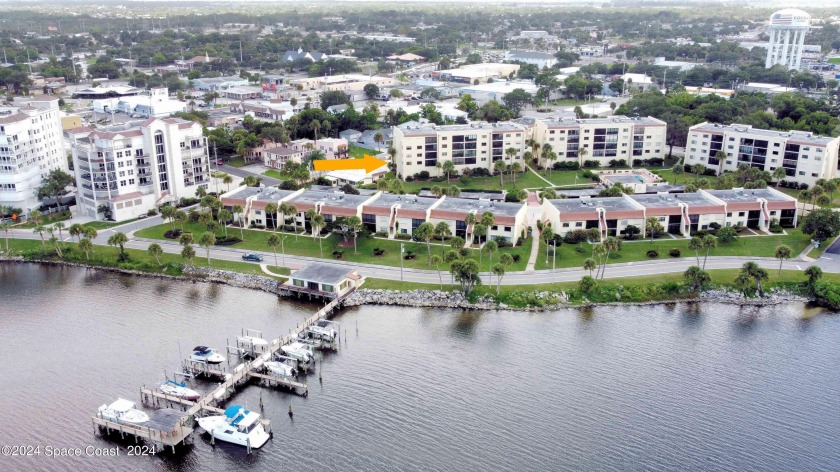 Come and see this updated and turnkey Cocoa Village condo - Beach Condo for sale in Cocoa, Florida on Beachhouse.com