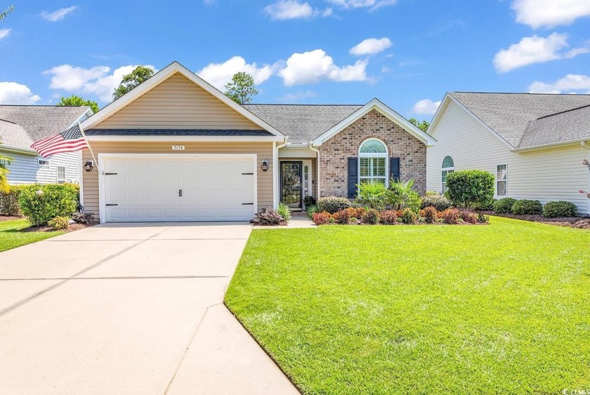 Experience the ultimate comfort in this pristine Ranch home - Beach Home for sale in Murrells Inlet, South Carolina on Beachhouse.com