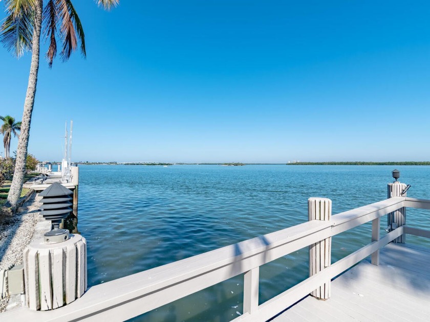 This 4,500 square foot 6BR 4.5BA direct access home is built on - Beach Home for sale in Marco Island, Florida on Beachhouse.com