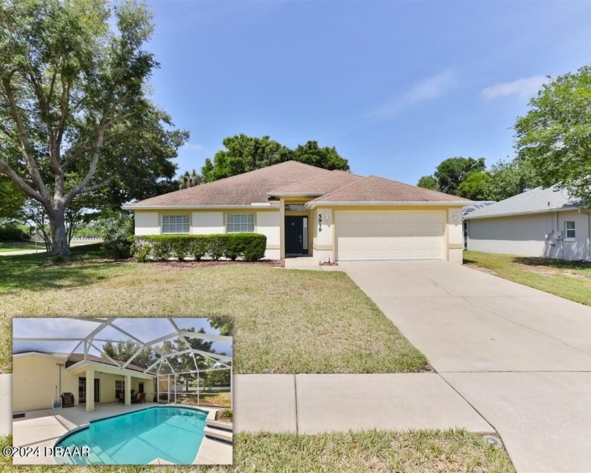Welcome to your spacious and inviting 4-bedroom, 2-bathroom - Beach Home for sale in Port Orange, Florida on Beachhouse.com