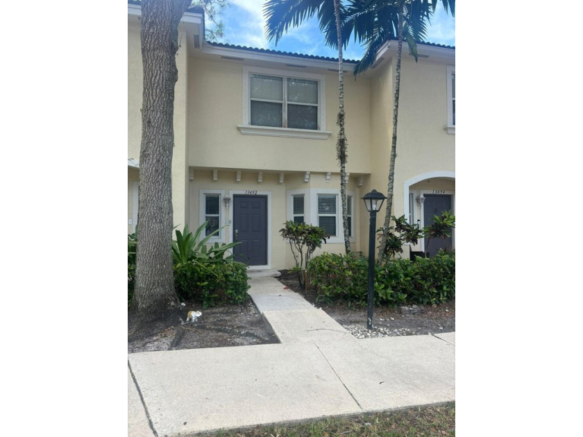 13492 Old Englishtown Road - Beach Townhome/Townhouse for sale in Wellington, Florida on Beachhouse.com