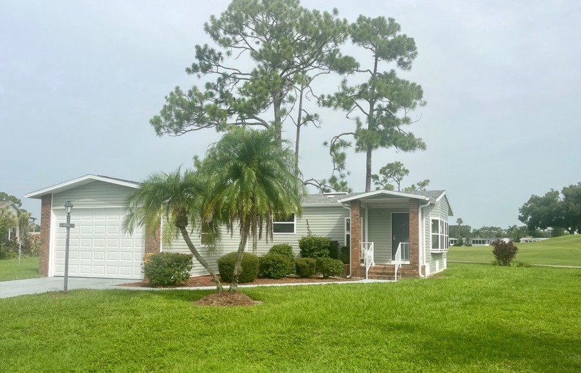 **Beautiful Home on the 17th green in Pine Lakes Country Club** - Beach Home for sale in North Fort Myers, Florida on Beachhouse.com