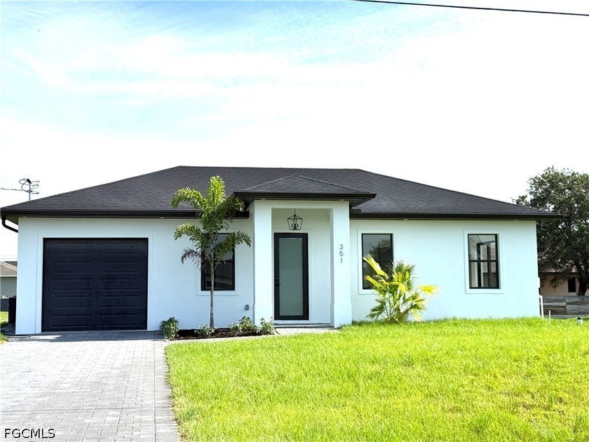 This beautiful model has 3bd, 2ba, 1car, House next door is also - Beach Home for sale in Lehigh Acres, Florida on Beachhouse.com