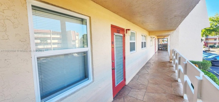 Welcome home to your 55+ oasis- new kitchen, electrical panel - Beach Condo for sale in Margate, Florida on Beachhouse.com