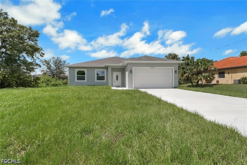 Beautiful new Construction in a quiet part of Lehigh Acres - Beach Home for sale in Lehigh Acres, Florida on Beachhouse.com