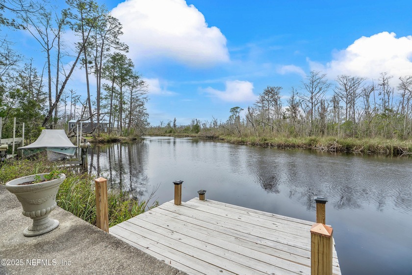 Rare 120' creekfront opportunity in Yulee. This charming - Beach Home for sale in Yulee, Florida on Beachhouse.com