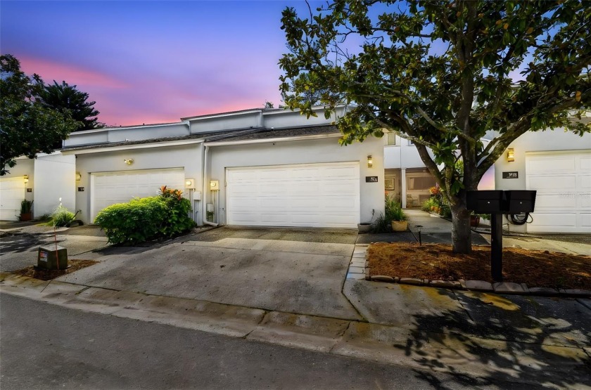 A RARE OPPORTUNITY awaits on Davis Islands with this - Beach Townhome/Townhouse for sale in Tampa, Florida on Beachhouse.com