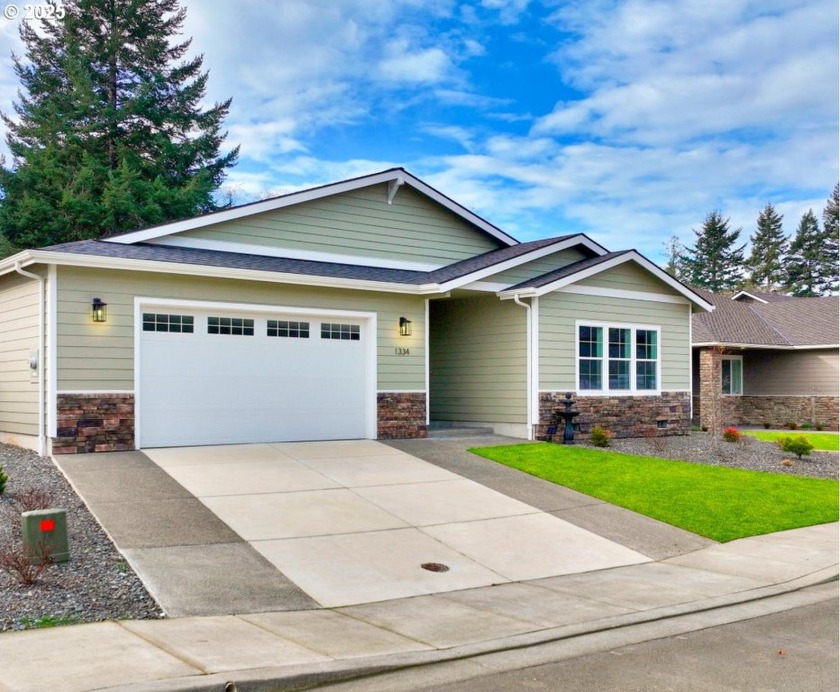 Nestled in a newly developed neighborhood of custom homes, this - Beach Home for sale in Brookings, Oregon on Beachhouse.com