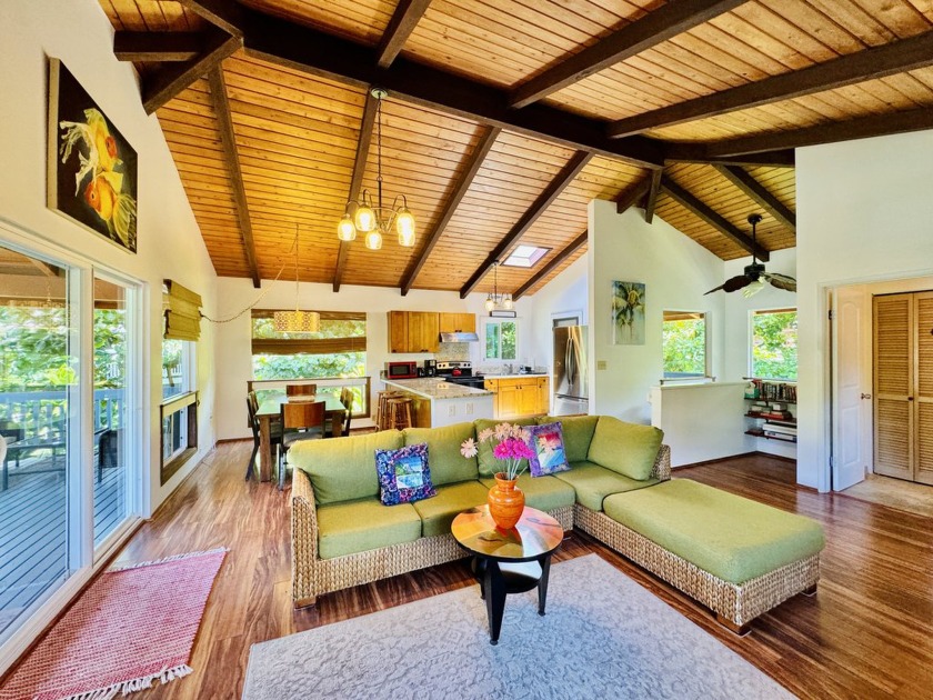 PERMITTED VACATION RENTAL HOME!!! in Ha'ena/Wainiha (Hanalei - Beach Home for sale in Hanalei, Hawaii on Beachhouse.com