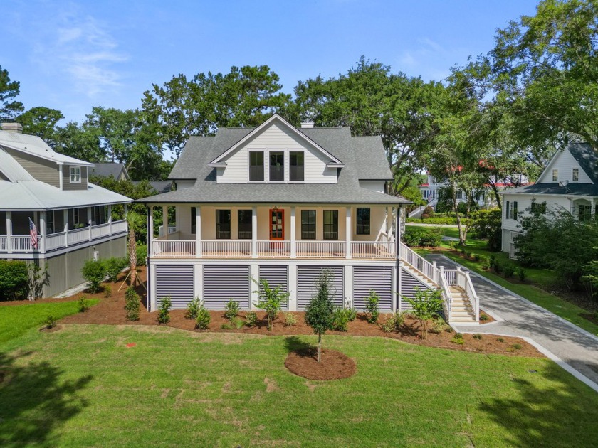 Welcome to this stunning 4 Bed / 3.5 Bath custom-built NEW - Beach Home for sale in Hollywood, South Carolina on Beachhouse.com
