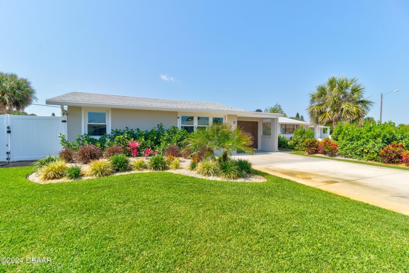 Welcome to your dream beachside retreat! This stunning property - Beach Home for sale in Ormond Beach, Florida on Beachhouse.com