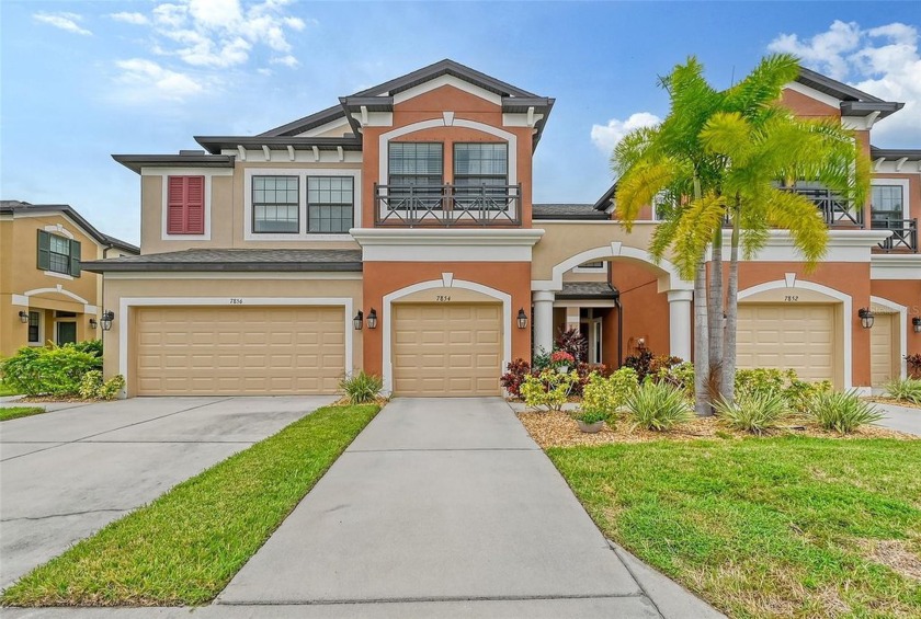 Under contract-accepting backup offerse check out this fantastic - Beach Townhome/Townhouse for sale in Bradenton, Florida on Beachhouse.com