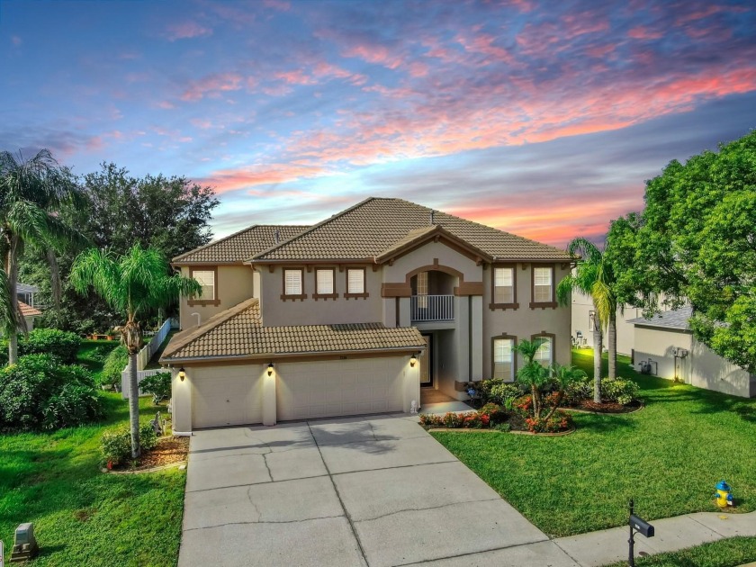 STEP INTO YOUR DREAM HOME AT FOXWOOD
As you search for the - Beach Home for sale in Trinity, Florida on Beachhouse.com