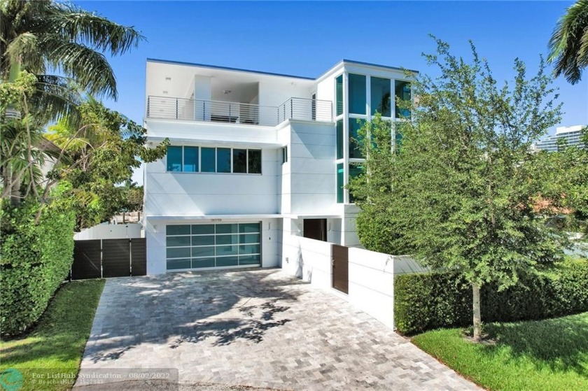Magnificent 3-story contemporary designer home, next to - Beach Home for sale in Fort Lauderdale, Florida on Beachhouse.com