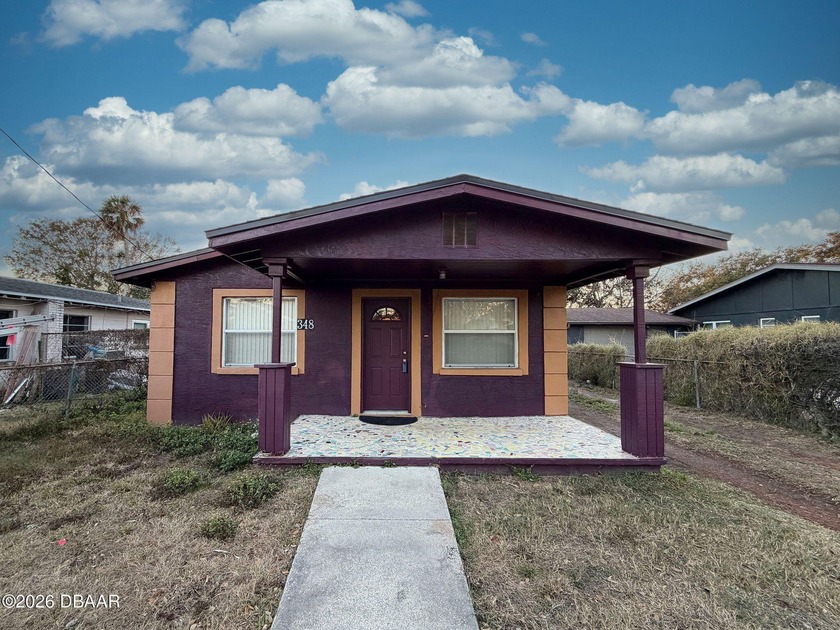 Move-In Ready 3BR Home in Daytona Beach! This 3-bedroom, 1-bath - Beach Home for sale in Daytona Beach, Florida on Beachhouse.com