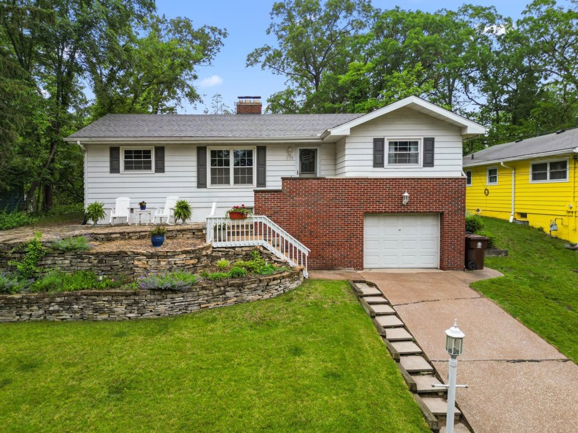 Charming, Updated Home Just Steps from Lake Michigan!Welcome to - Beach Home for sale in Michigan City, Indiana on Beachhouse.com
