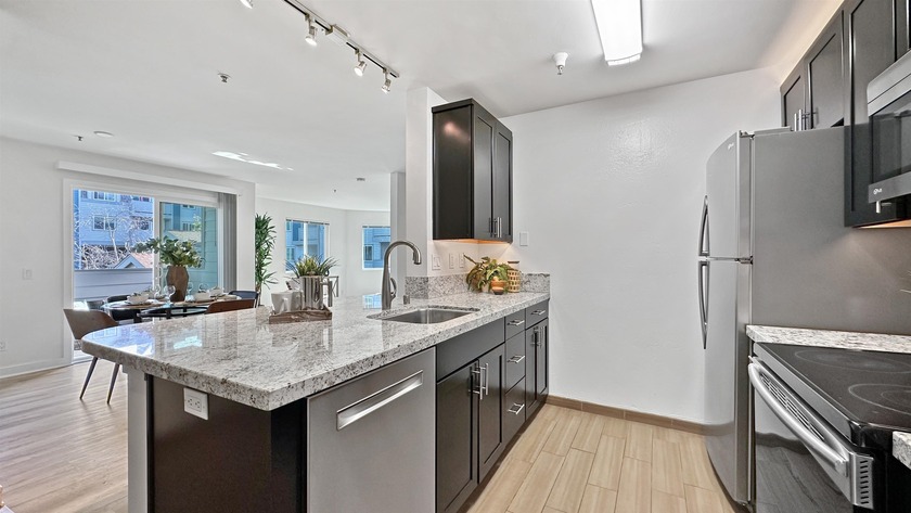 Call today to schedule an appointment for Emeryville's most - Beach Condo for sale in Emeryville, California on Beachhouse.com