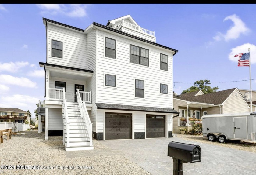 SHORE WATERFRONT AND BAYVIEW HOME in Silver Bay offering 4BR 3 - Beach Home for sale in Toms River, New Jersey on Beachhouse.com